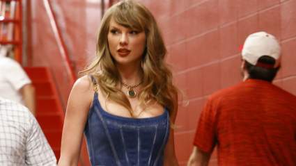 Taylor Swift, visiblemente afectada, da un nuevo paso tras la filtración de su boda con Travis Kelce.