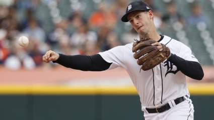 TRASPASO: Los Tigres recuperan a un jugador de cuadro "viejo amigo" tras la lesión de Javy Báez.