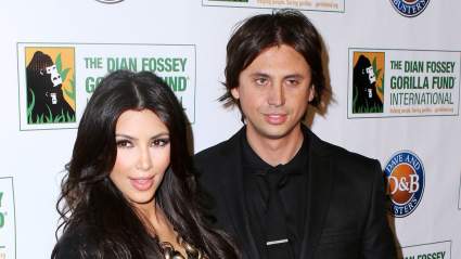 Jonathan Cheban, el mejor amigo de Kim Kardashian, habla abiertamente sobre su romance con Lewis Hamilton.