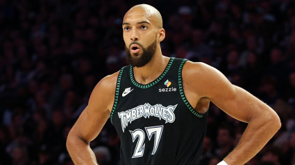 La propuesta de intercambio de Rudy Gobert envía al centro de los Timberwolves a los Charlotte Hornets.