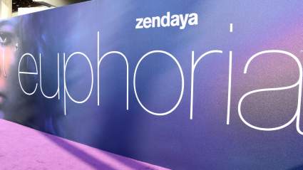 'Todos estamos llorando': Zendaya ofrece un emotivo discurso de despedida entre bastidores en el último día de 'Euphoria'.