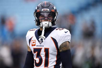 Los Panthers estuvieron en contacto constante con el safety All-Pro antes de su retiro.