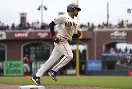 Jugador de los Gigantes de San Francisco con 5 años de servicio es liberado por su actual equipo de la MLB.