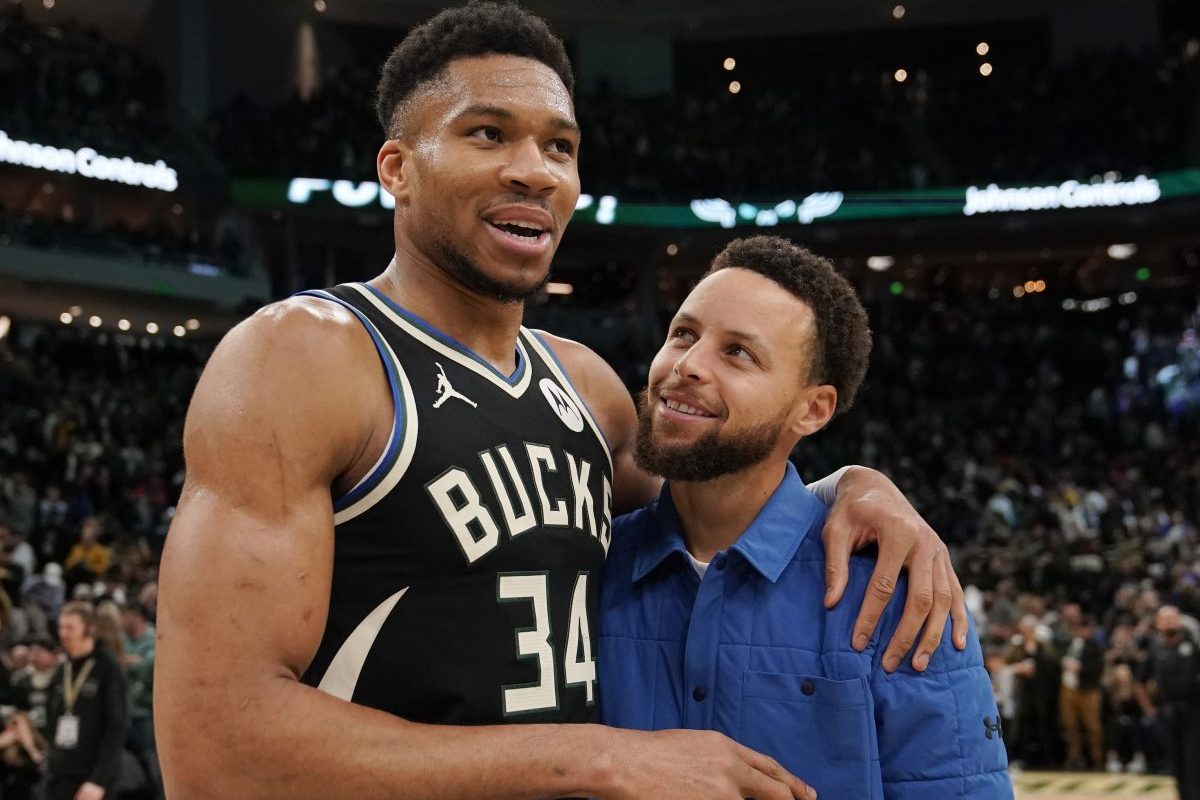 Los Warriors reciben una importante actualización sobre la dupla ideal formada por Giannis Antetokounmpo y Steph Curry.
