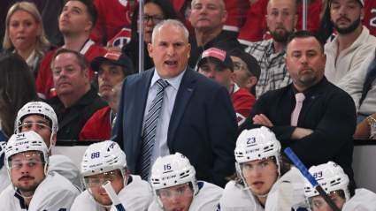 Informe: Los Oilers han entrevistado al ex entrenador de los Maple Leafs.