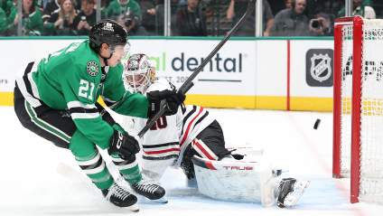Un informante de la NHL sugiere que los Blackhawks podrían realizar un intercambio de gran impacto.