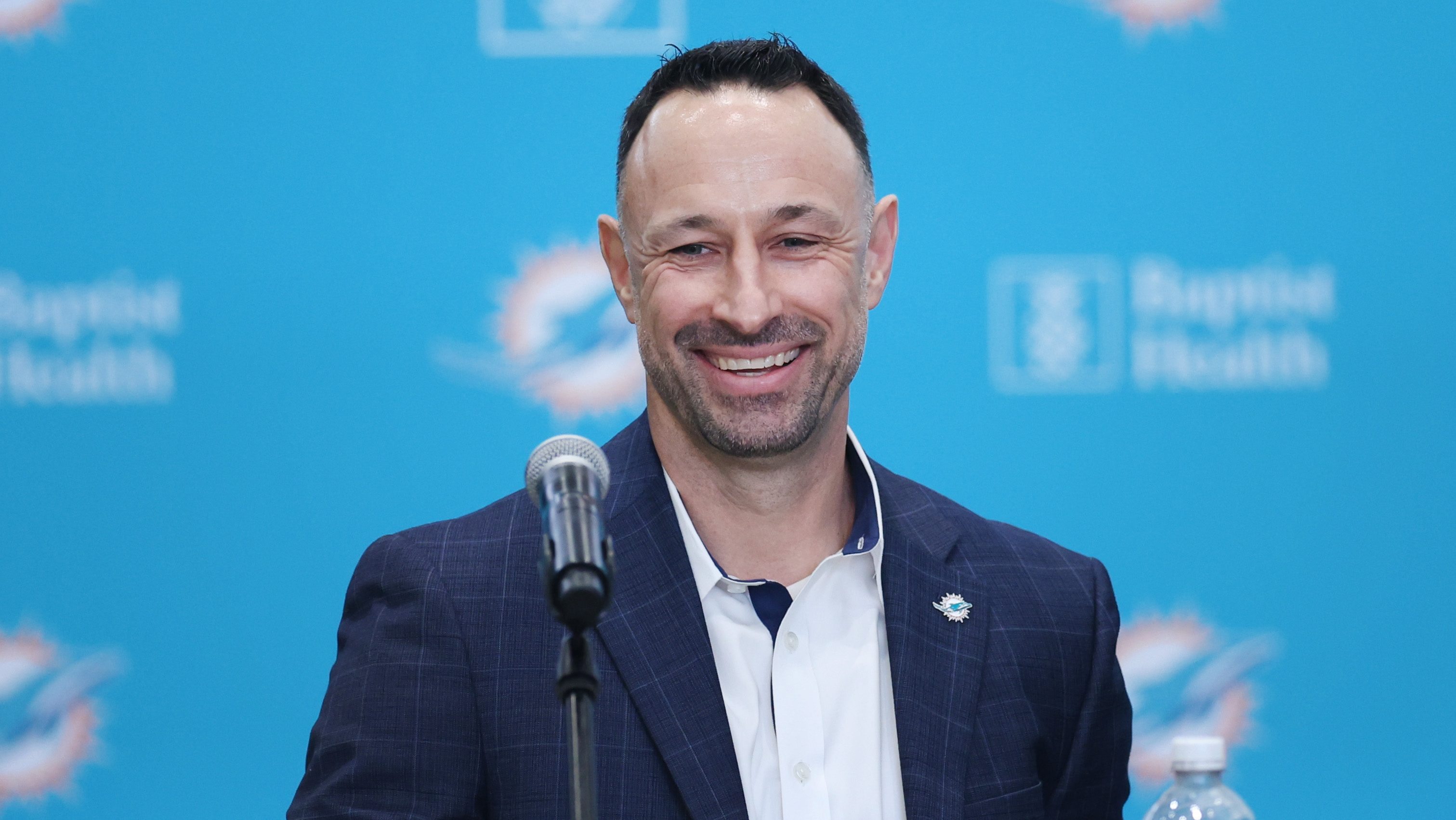 Una reunión de los Dolphins tendría sentido con un campeón del Super Bowl.