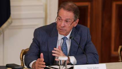 Las reflexiones de Nick Saban sobre el partido Ole Miss-Clemson dicen mucho sobre el fútbol americano universitario.