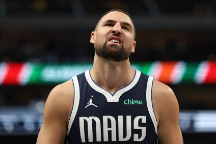 Según los aficionados, Megan Thee Stallion le envió un mensaje explícito a Klay Thompson de los Mavericks.