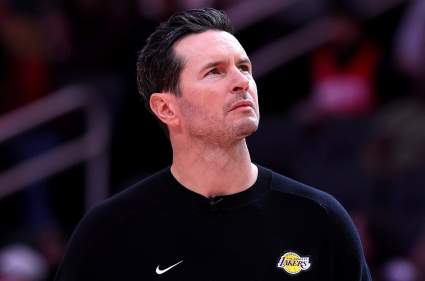 Los Lakers sufren un duro golpe en su intento por fichar a su estrella, un alero especialista en triples y defensa.