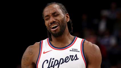 Los Clippers se enfrentan a una importante incógnita sobre Kawhi Leonard tras una nueva propuesta de intercambio de gran impacto.