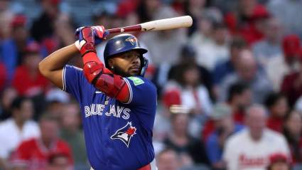 Una leyenda de los Blue Jays comparte un mensaje con Vladimir Guerrero Jr., quien atraviesa un mal momento.