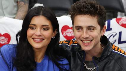 La situación de Timothée Chalamet y su novia Kylie Jenner en el partido Knicks-Spurs acapara la atención.