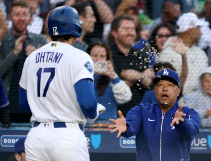 Los Dodgers de Los Ángeles anuncian la incorporación de Shohei Ohtani antes del partido contra los Diamondbacks.