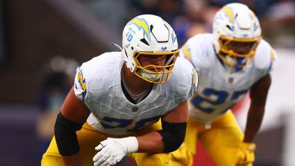 Un jugador de los Chargers seleccionado para el Pro Bowl da una importante actualización sobre su lesión tras regresar a los entrenamientos.