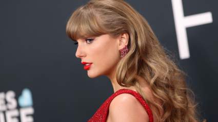 El drama por la lista de invitados a la boda de Taylor Swift se intensifica con un nuevo desaire de la élite.