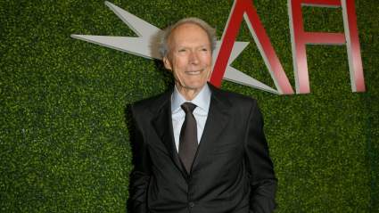 Se confirma la retirada del icónico actor Clint Eastwood en un comunicado de un miembro de su familia.
